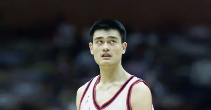 Fang Fengdi Chinese basketball player mother of Yao Ming NBA star sports legacy family portrait Shanghai athlete