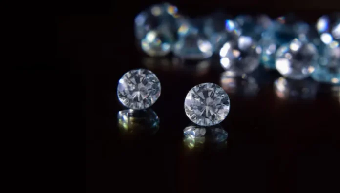 How Are Influencers Changing the Diamond Jewelry Landscape?