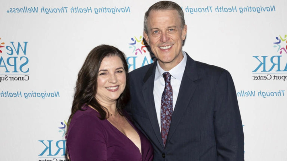 Billy Gardell Net Worth Explained: Salary, Real Estate & Income Sources 1 billy gardell wife